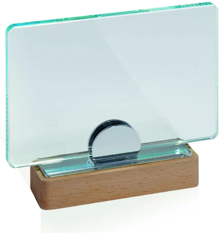 Sklenená trofej CRY680 v kazete