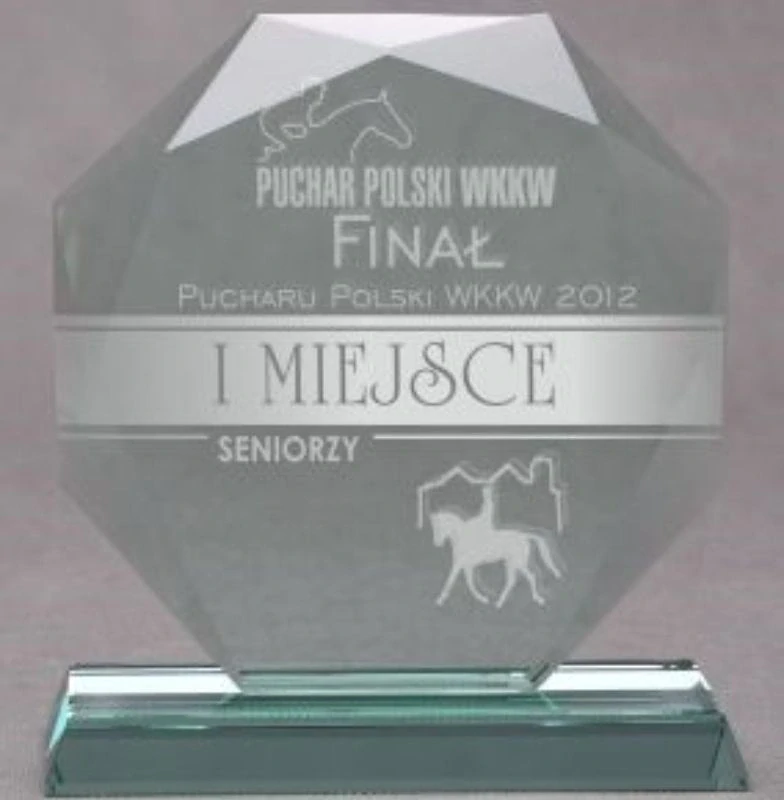 Trofej sklenená G020, výška  19 cm + modrý obal